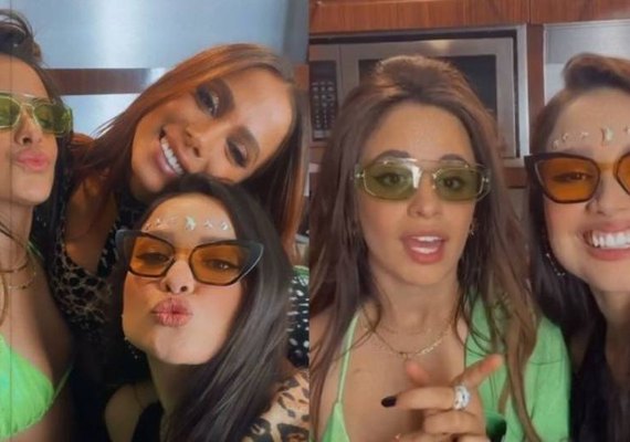 Juliette, Anitta e Camila Cabello se encontram nos bastidores do Coachella