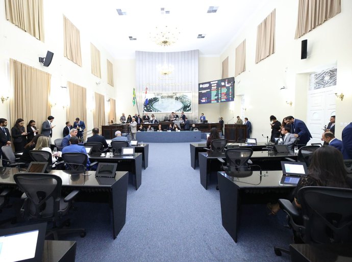 Assembleia aprova LDO 2027 e inicia recesso parlamentar