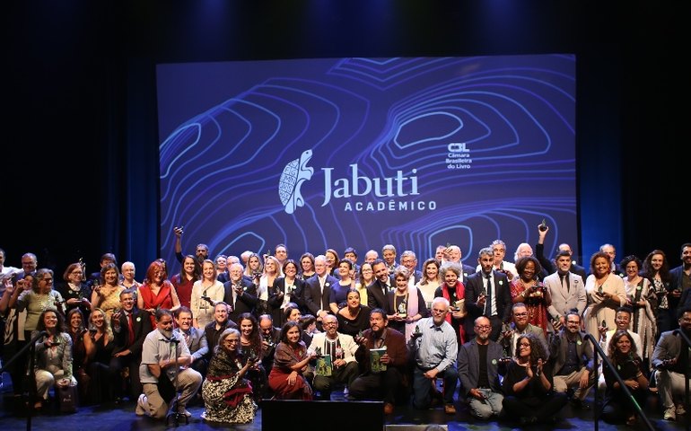 Prêmio Jabuti Acadêmico: veja lista de vencedores