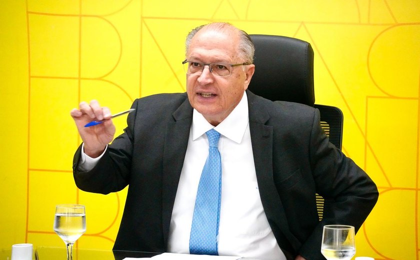 Tarifaço: Alckmin diz que caberá a Lula decidir se recorrerá à OMC