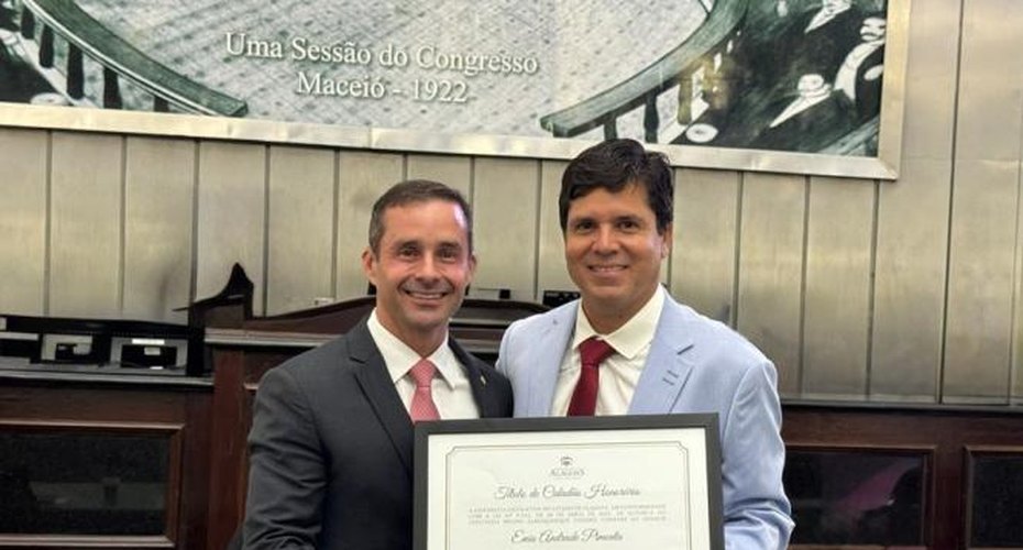 Procurador-geral do MPC/AL recebe Título de Cidadão Honorário