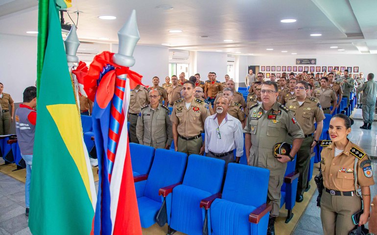 PM forma 43 oficiais no Curso de Metodologia do Treinamento Físico Policial Militar