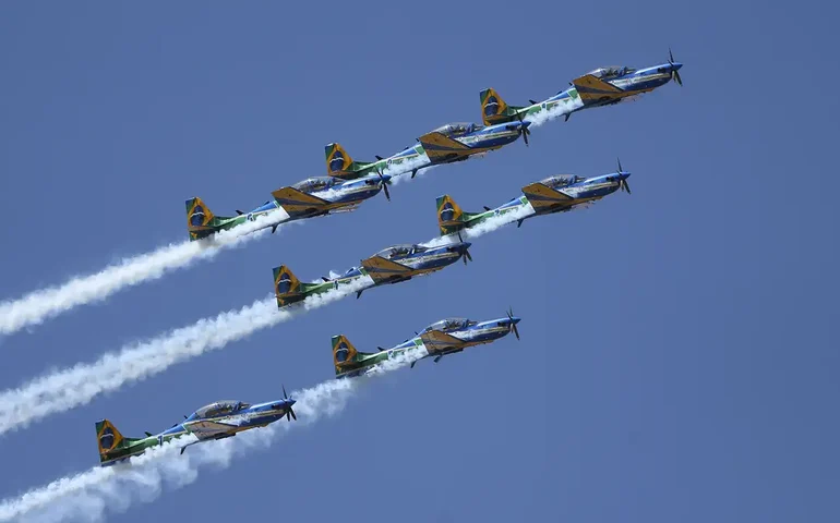 30 mil pessoas são esperadas para desfile em Brasília