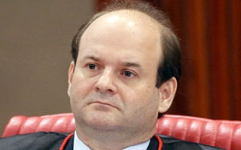 Improbidade sem enriquecimento não causa inelegibilidade; Caso de Alagoas serviu de parâmetro para TSE