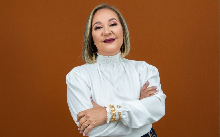 Katia de Troia substitui banda Brucelose em show de Palmeira dos Índios no dia 28 de junho