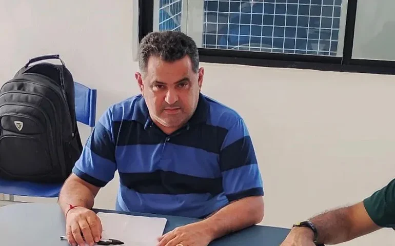 Sob ameaça de paralisação, CSE recebe cobrança pública da Prefeitura; presidente Barbosa não atendeu à reportagem