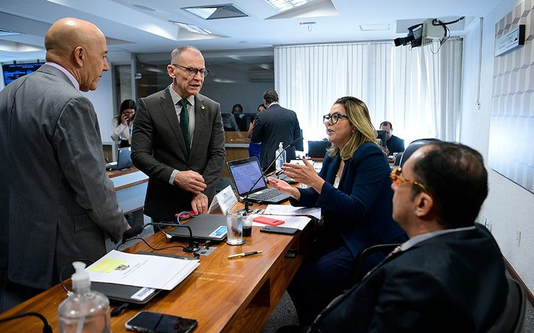 Política de manejo do fogo é aprovada pela CMA e vai a Plenário
