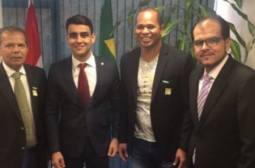 Prefeito Chico Vigário faz balanço de uma semana positiva para Atalaia