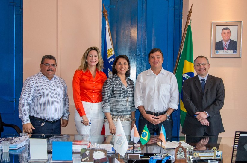 Prefeitura assina convênio de estágio para estudantes deodorenses