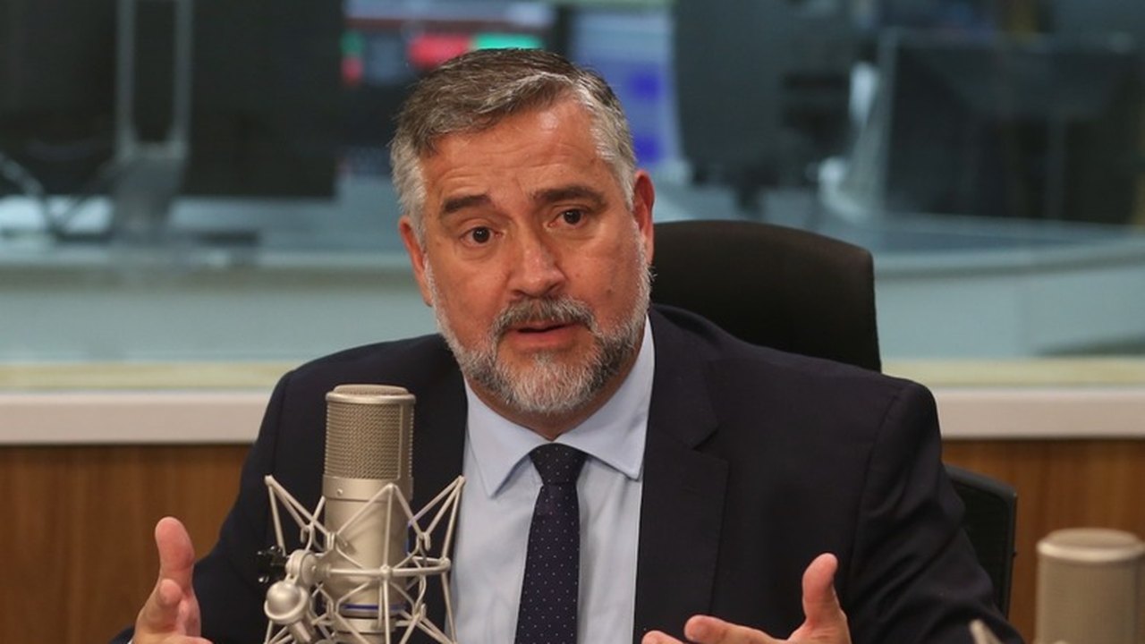 Ministro Paulo Pimenta reafirma compromisso do Governo Federal com liberdade de expressão e exercício profissional dos jornalistas