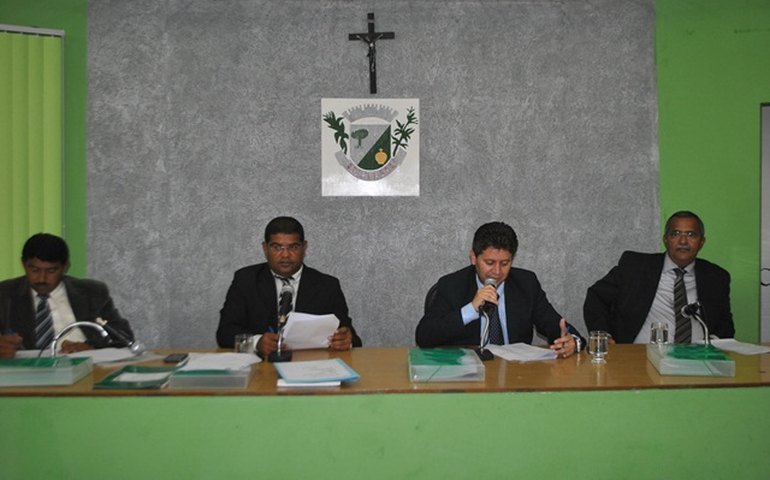 ARAPIRACA: Câmara aprova projeto de lei que beneficia agentes de saúde e endemias