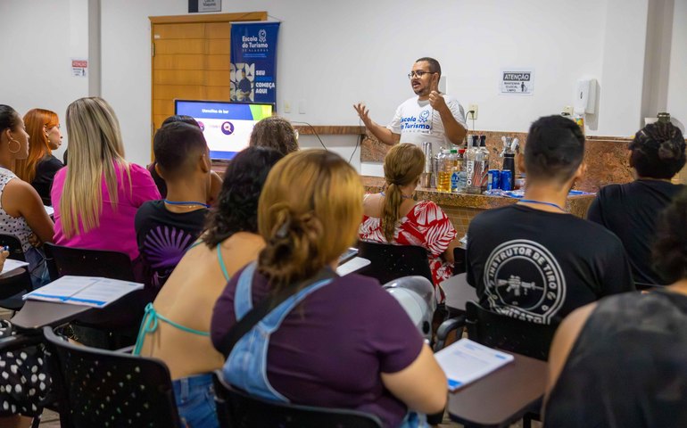 Escola do Turismo: Setur oferece vagas remanescentes em cursos gratuitos ainda para setembro