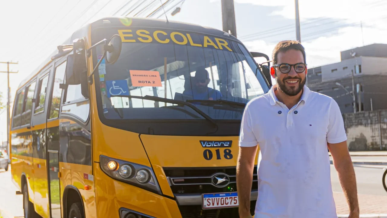 Polêmicas à parte, novo secretário de Educação vai ‘in loco’ conferir situação dos ônibus escolares de Maceió