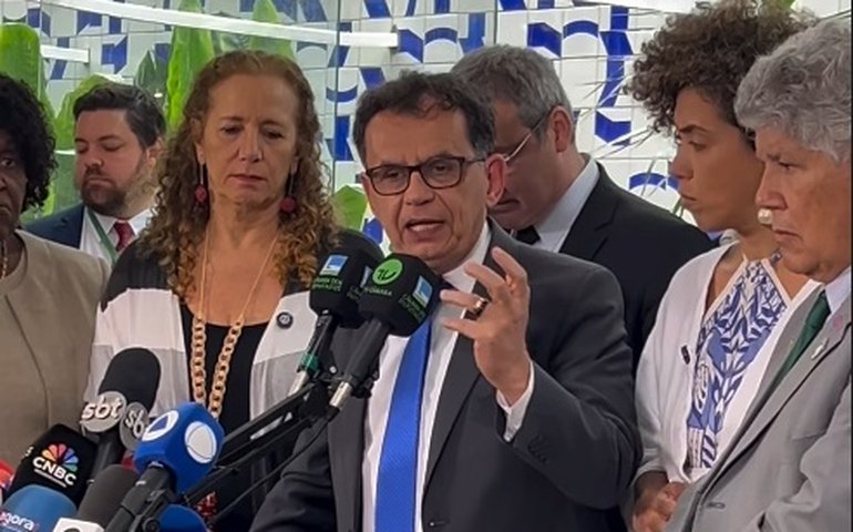 Deputados acusam governo do Rio de promover chacina em operação policial