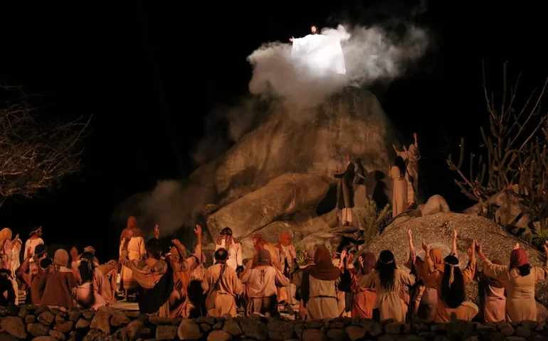 Paixão de Cristo de Nova Jerusalém promete temporada histórica com Jesus subindo aos céus e desaparecendo nas nuvens