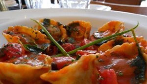 Ravioli de Aratu - Prato da Boa Lembrança no Restaurante La Tavola