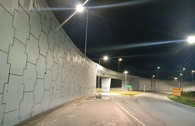 Viaduto do Pontal da Barra tem rede de iluminação ampliada
