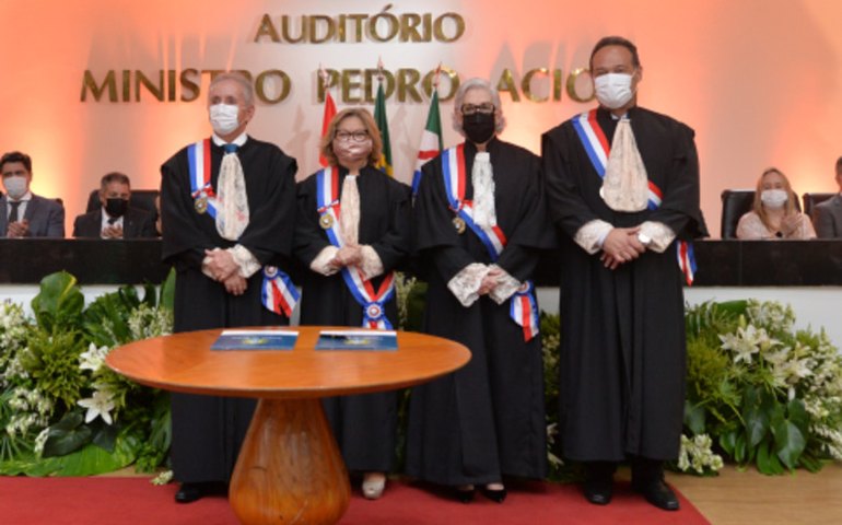 Posse: desembargadores Marcelo Vieira e João Leite conduzirão o TRT-19 no biênio 2022/2024