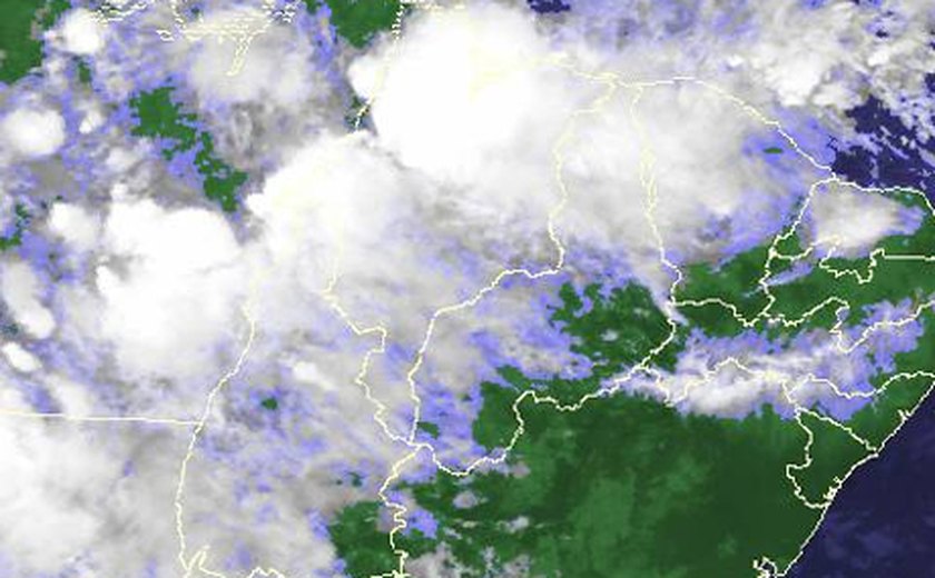 Tempo pode ficar nublado em quase todas as regiões do Estado