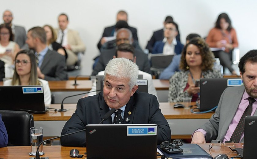 Avança criação de Frente Parlamentar Católica