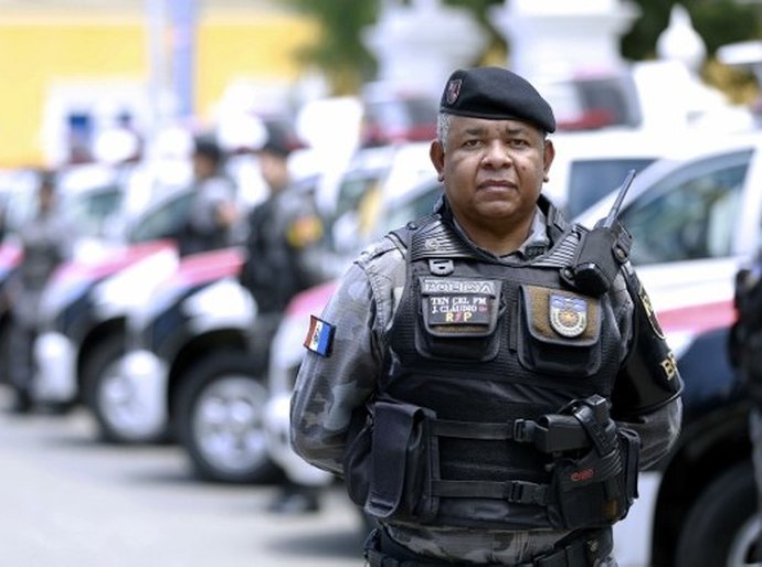 Mais armas apreendidas e mais prisões em flagrante: presença da polícia na rua