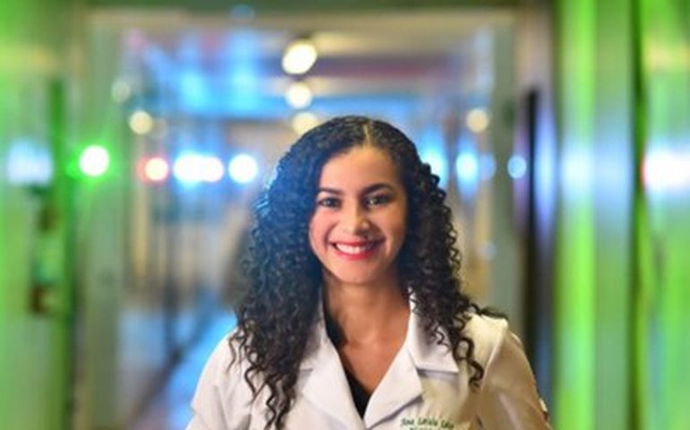 Egressa da Ufal é aprovada em 1º lugar em concurso de Marechal Deodoro