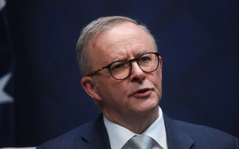 Primeiro-ministro australiano pede a libertação de Julian Assange, fundador do Wikileaks