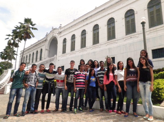 Novo grupo de aprendizes se despede do Lar São Domingos