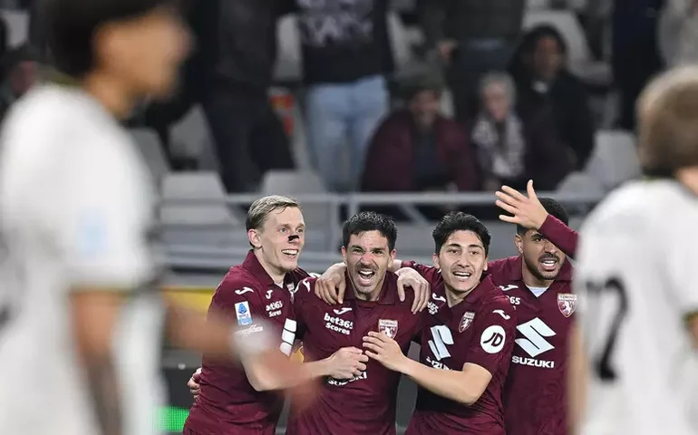 Torino goleia Parma no Campeonato Italiano