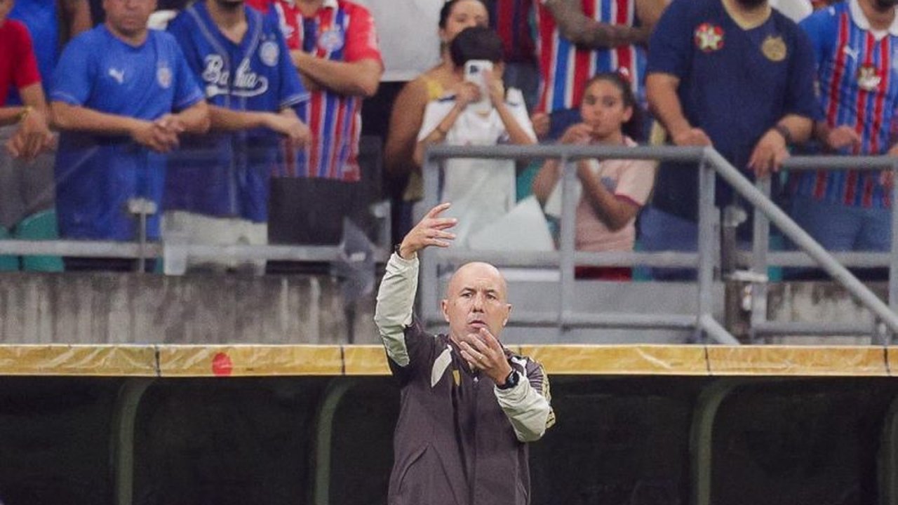 Jardim explica diferenças entre trio do Flamengo: “Não à toa já tem 13 gols”