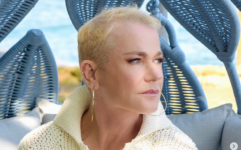 Xuxa é internada em São Paulo e passa por cirurgia no joelho