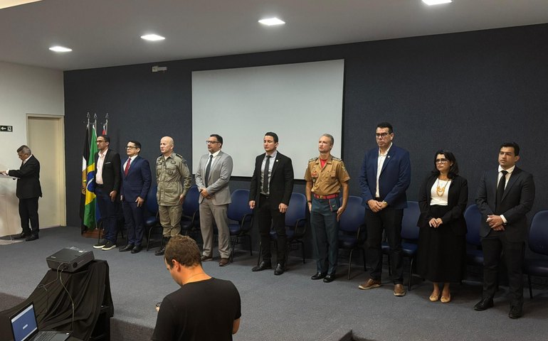 Comandante-geral dos Bombeiros participa da abertura do Curso de Operações de Inteligência