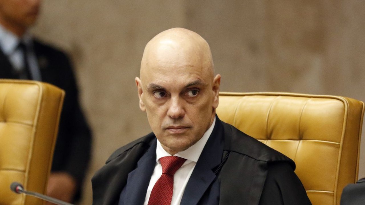 Moraes vota para suspender parciamente ação penal contra Ramagem
