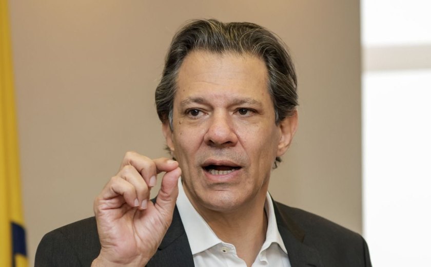 Governo pode ter cometido erros, mas não sem tempo para correção, diz Haddad