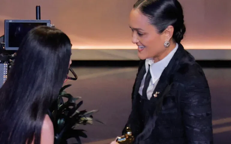 'Pecadores' supera brasileiro Adolpho Veloso e faz história com prêmio de melhor fotografia