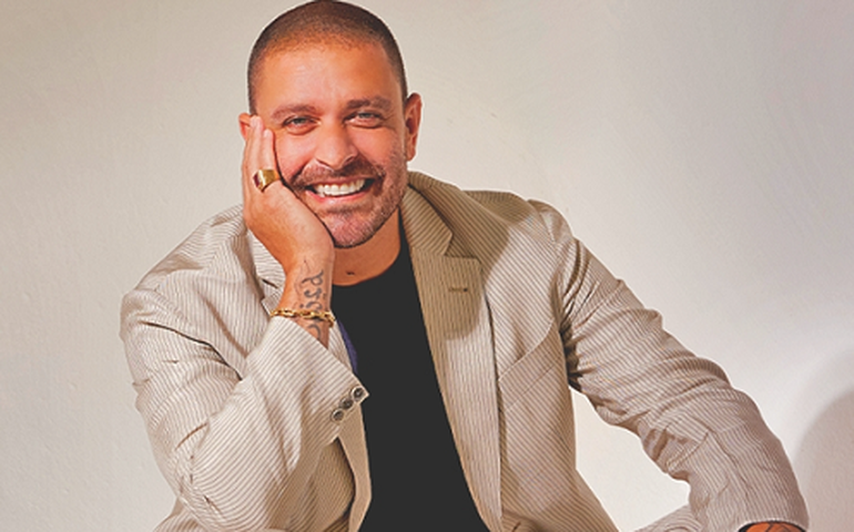 Diogo: tour nos EUA e samba enredo para a Grande Rio