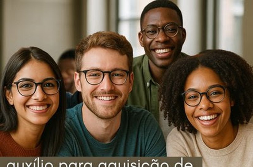 Ufal vai pagar auxílio para estudantes que precisam comprar óculos