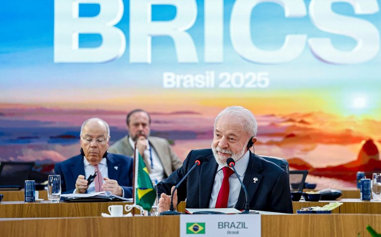 Lula condena ataques de Israel contra Irã e Palestina durante Brics