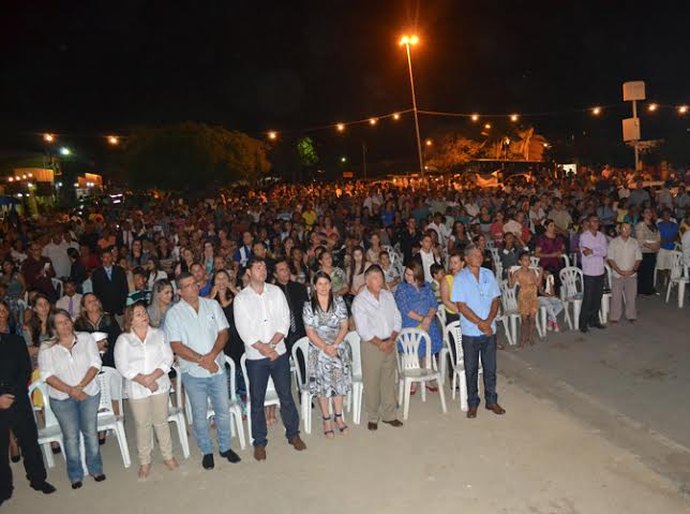 Milhares de pessoas comemoram o "Dia do Evangélico” em Atalaia