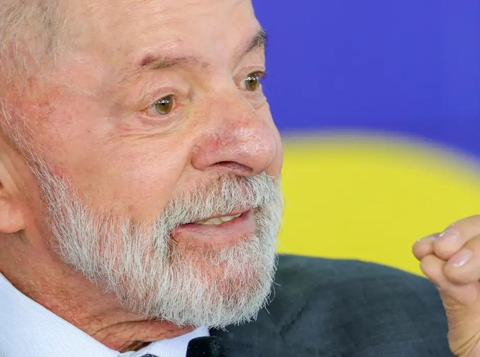 Lula anunciará crédito para entregadores comprarem motos elétricas