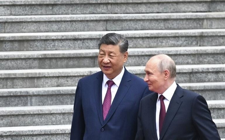Encontro entre Putin e Xi Jinping desafia hegemonia dos EUA e consolida nova ordem geopolítica