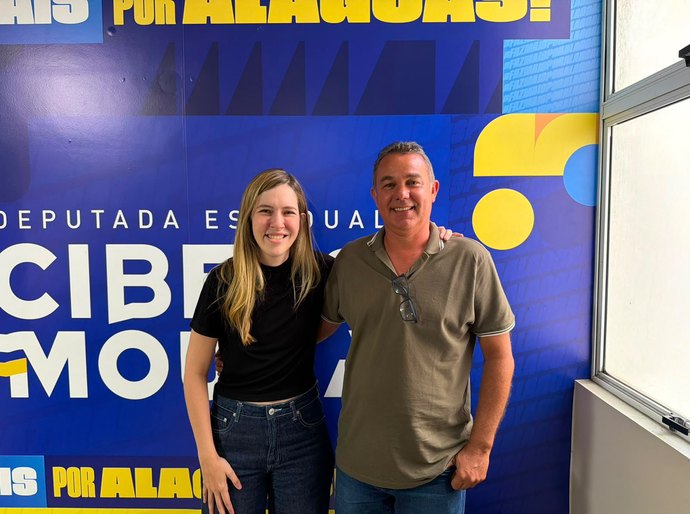 Cibele Moura se reúne com Casal e reafirma compromisso com centenas de servidores concursados