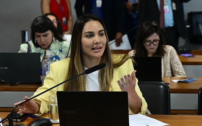 CAS aprova regulamentação definitiva da licença-paternidade com salário integral