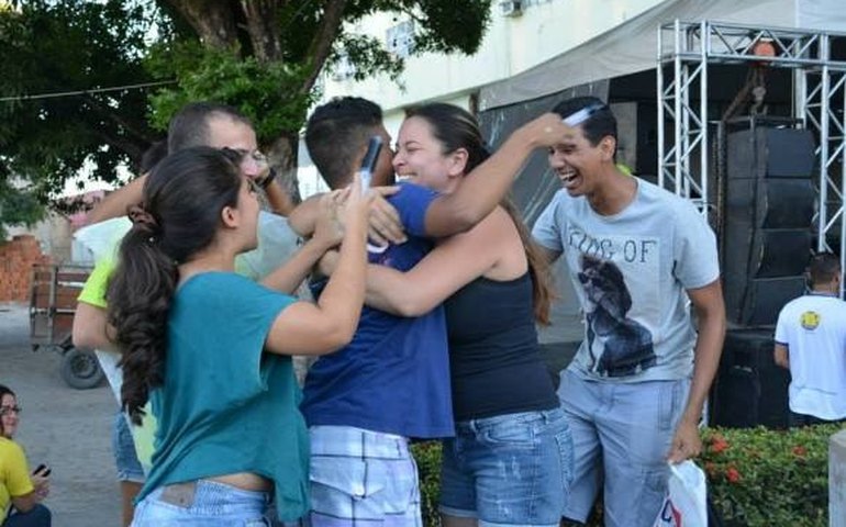 Uncisal divulga listão dos aprovados no Vestibular 2015; matrícula começa segunda