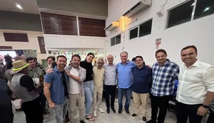 Áudio atribuído a uma servidora relata suposta pressão para participação em confraternização promovida pelo diretor do HGE, que afirmou durante o evento que os convidados foram "escolhidos a dedo". - Foto: Reprodução
