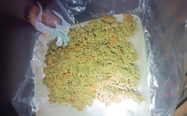 PM apreende menor por furto e detém suspeito com drogas no Sertão