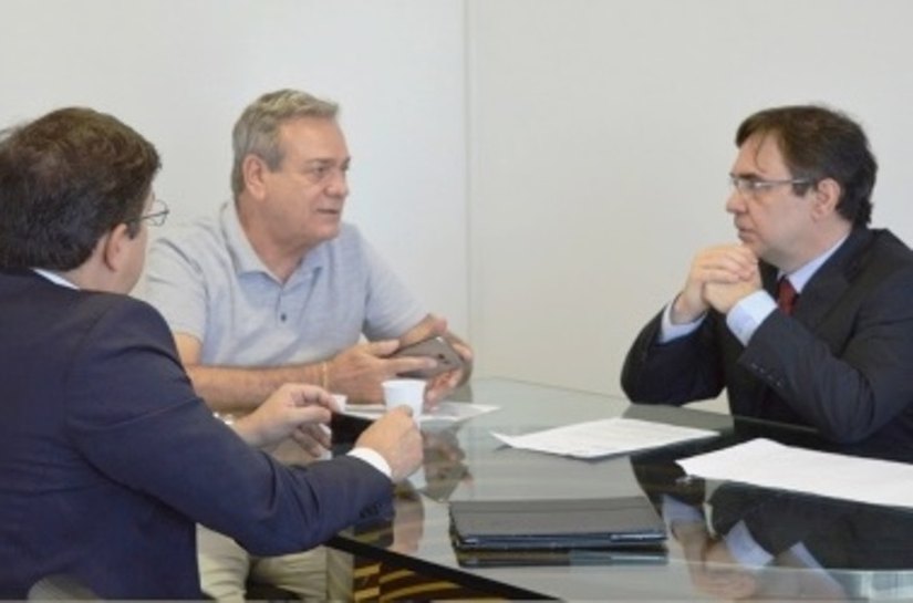 JF em Alagoas pede apoio a Lessa para construção de sede própria em Santana