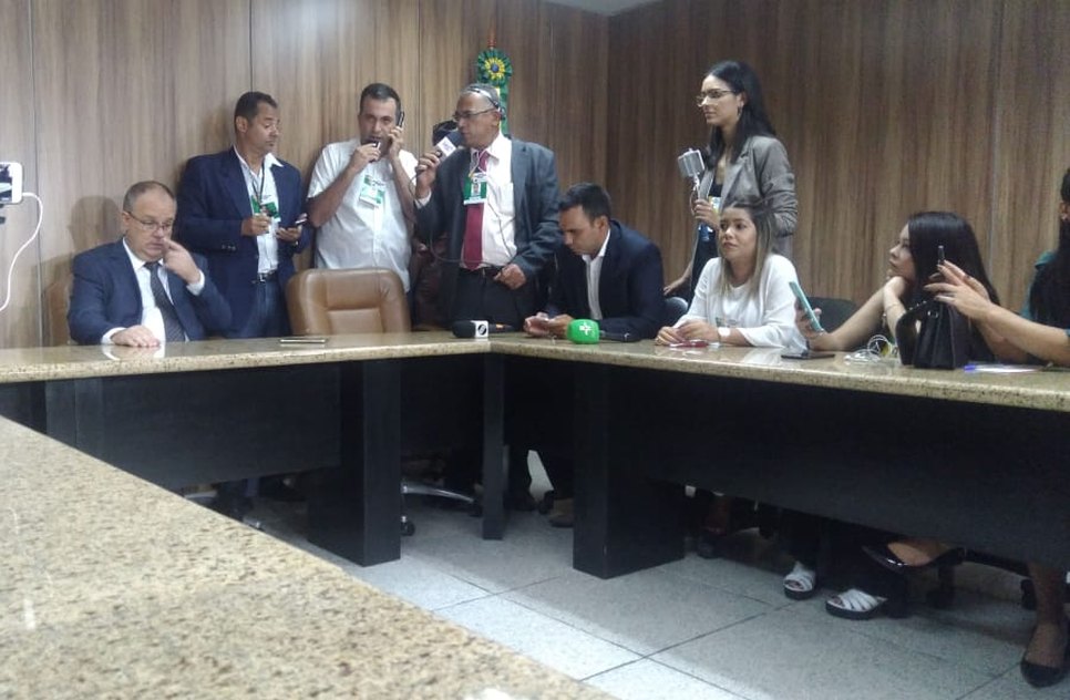 Belivaldo Chagas coletiva posse / Foto: Valéria Santana/TV Atalaia