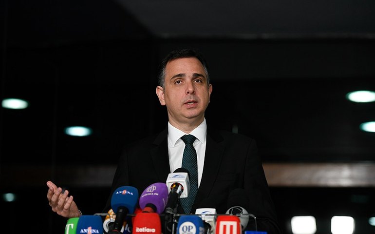 Senado terá PEC para tornar crime porte de drogas em qualquer quantidade, anuncia Pacheco