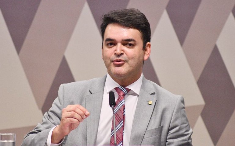 Comissão debate limites à compensação tributária